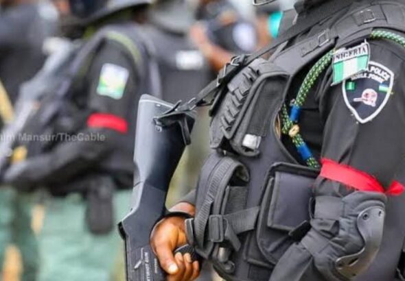 POLICEE_3